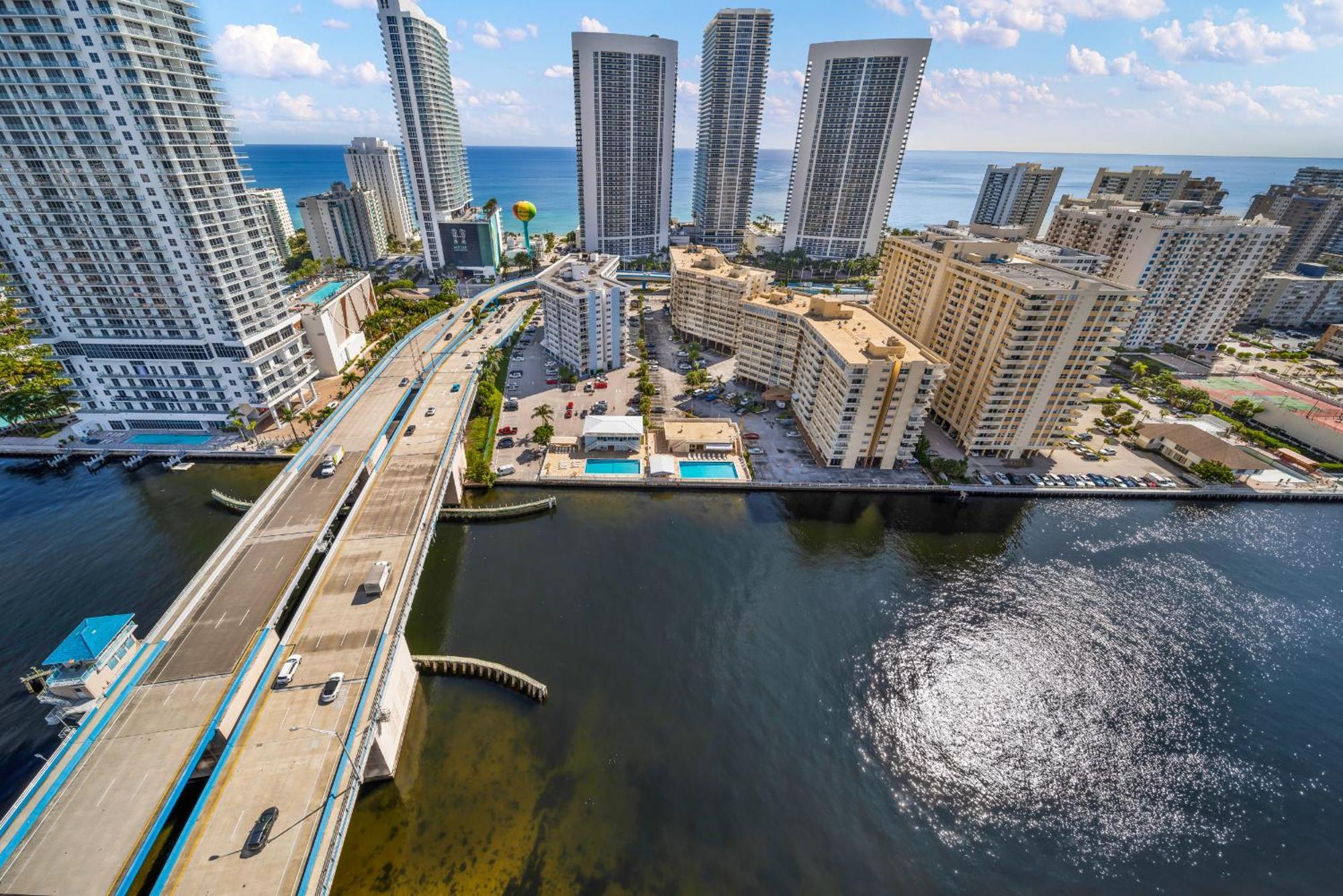 Resort-Style Living With Direct Ocean Views - 3Br Beauty Plaja Hallandale Exterior foto