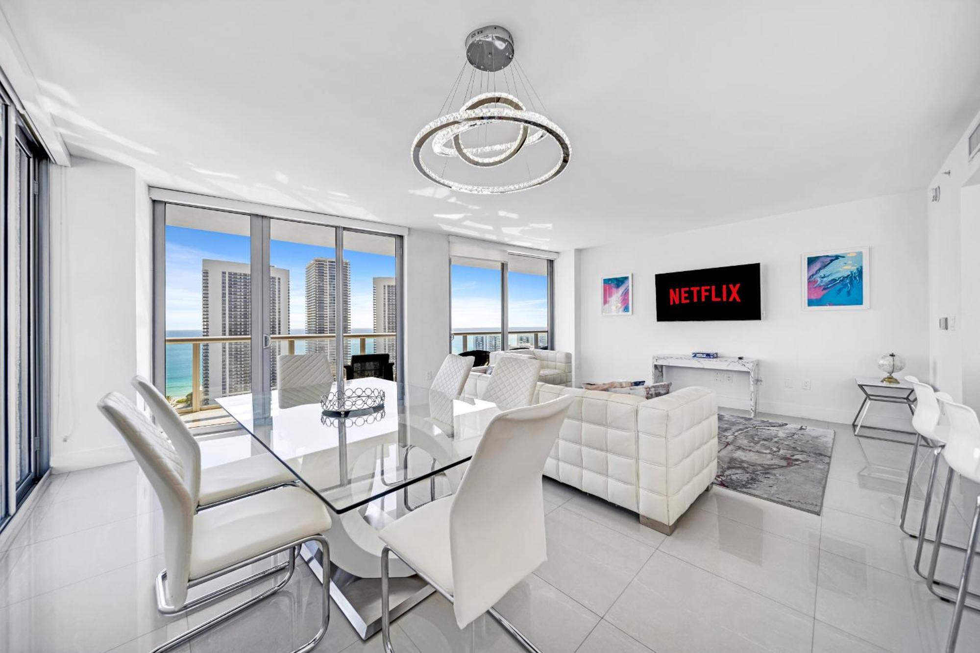 Resort-Style Living With Direct Ocean Views - 3Br Beauty Plaja Hallandale Exterior foto