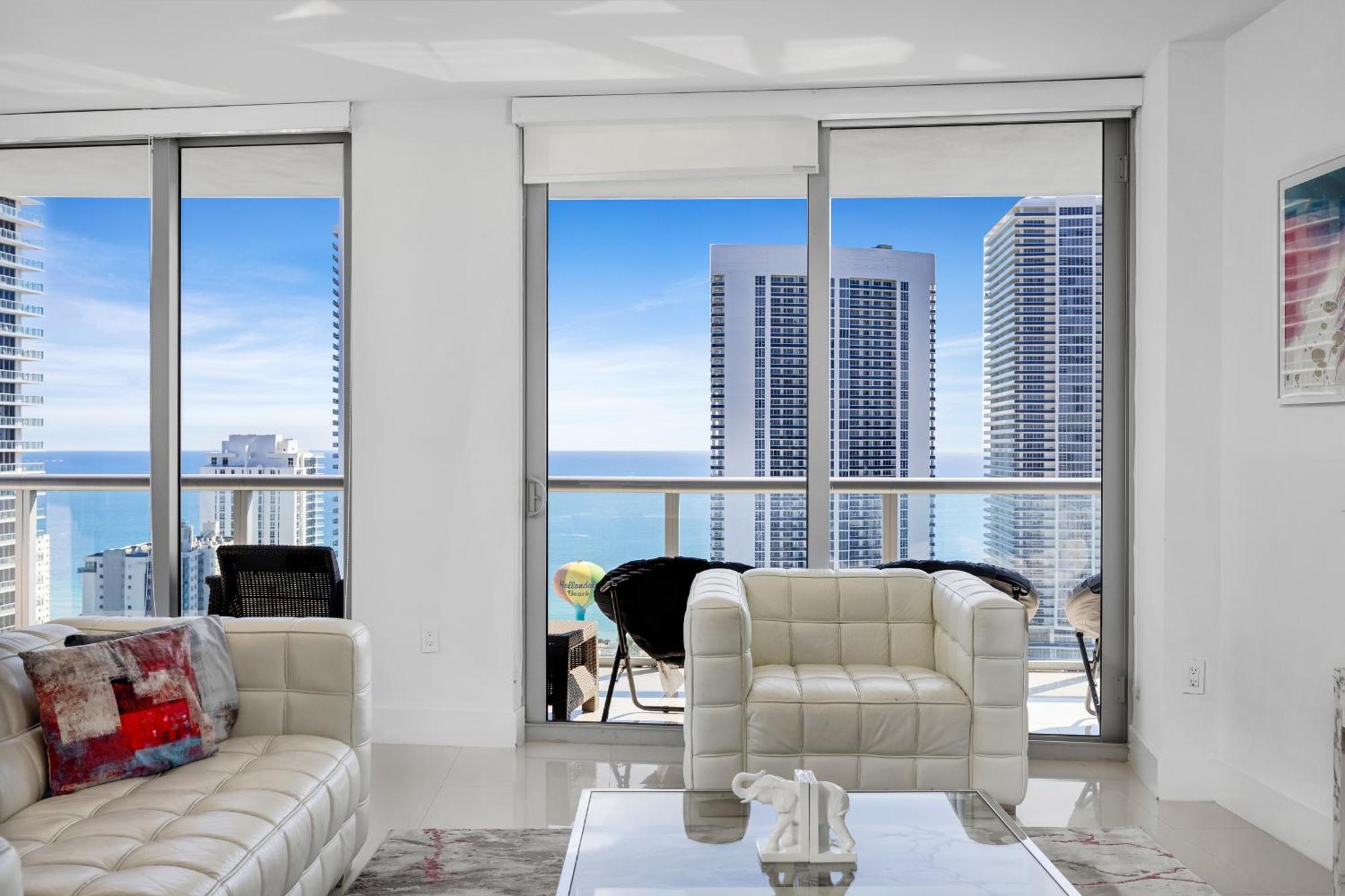 Resort-Style Living With Direct Ocean Views - 3Br Beauty Plaja Hallandale Exterior foto